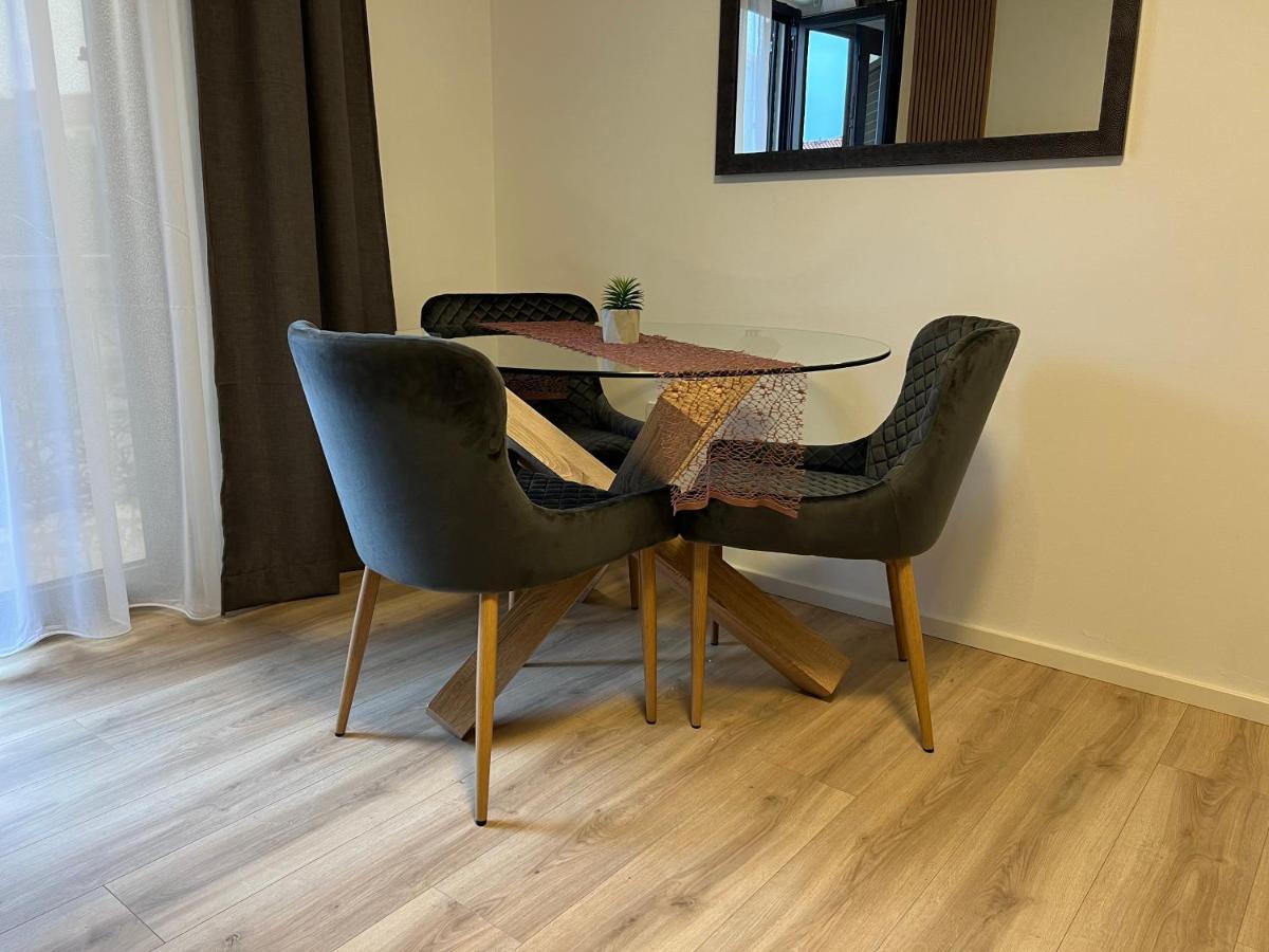 סופטאר Apartmani Ivelic מראה חיצוני תמונה