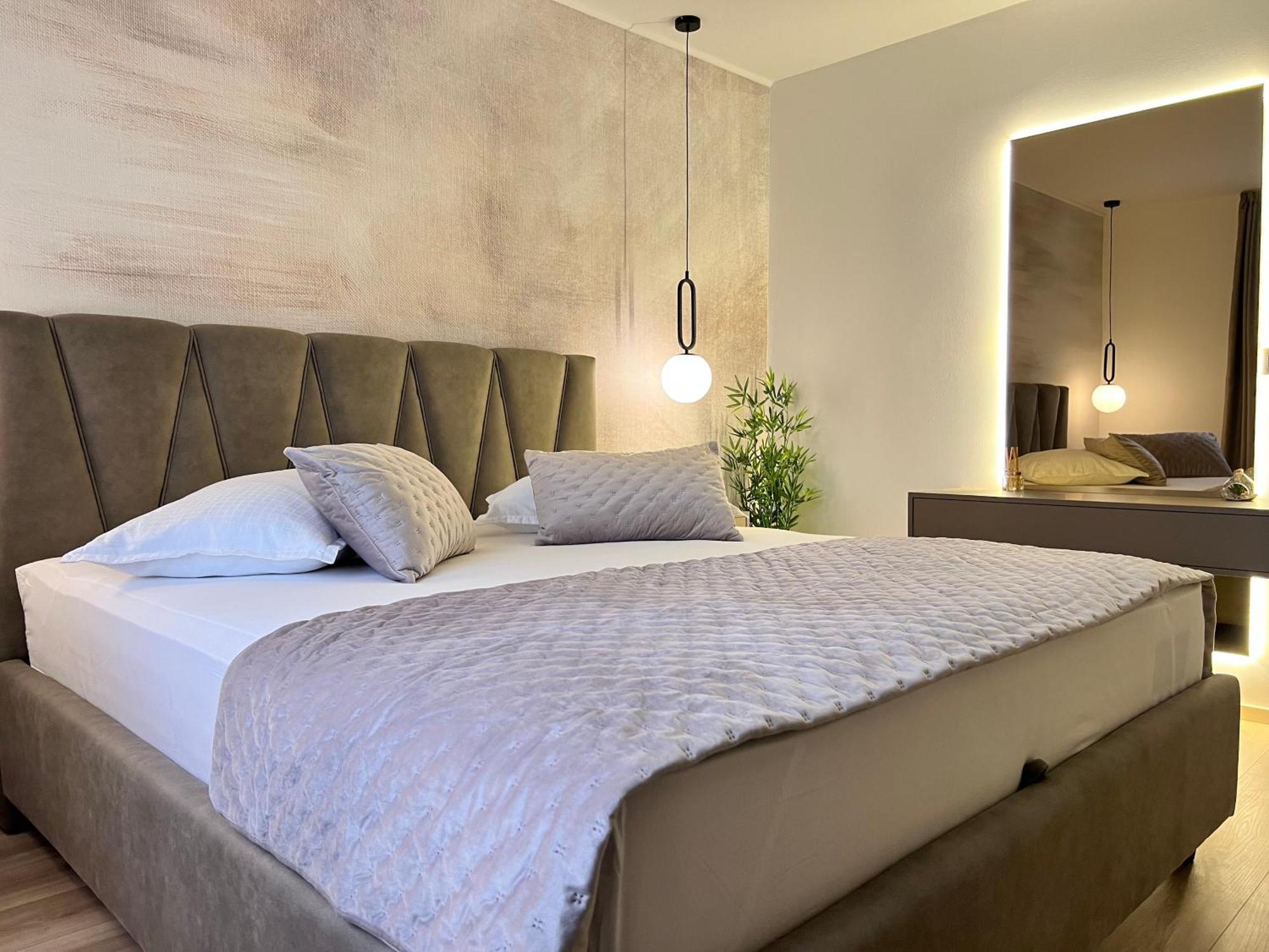 סופטאר Apartmani Ivelic מראה חיצוני תמונה