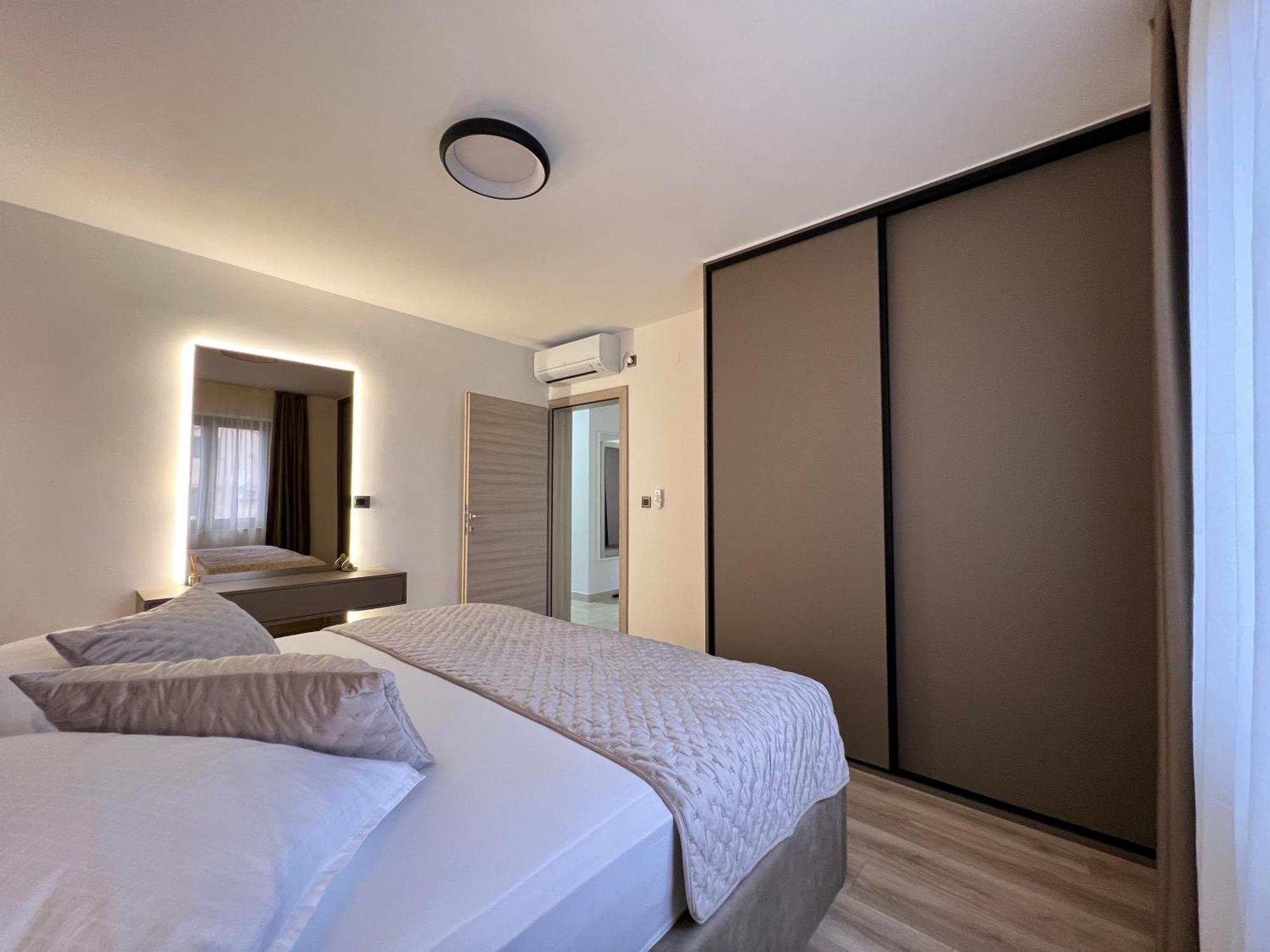 סופטאר Apartmani Ivelic מראה חיצוני תמונה