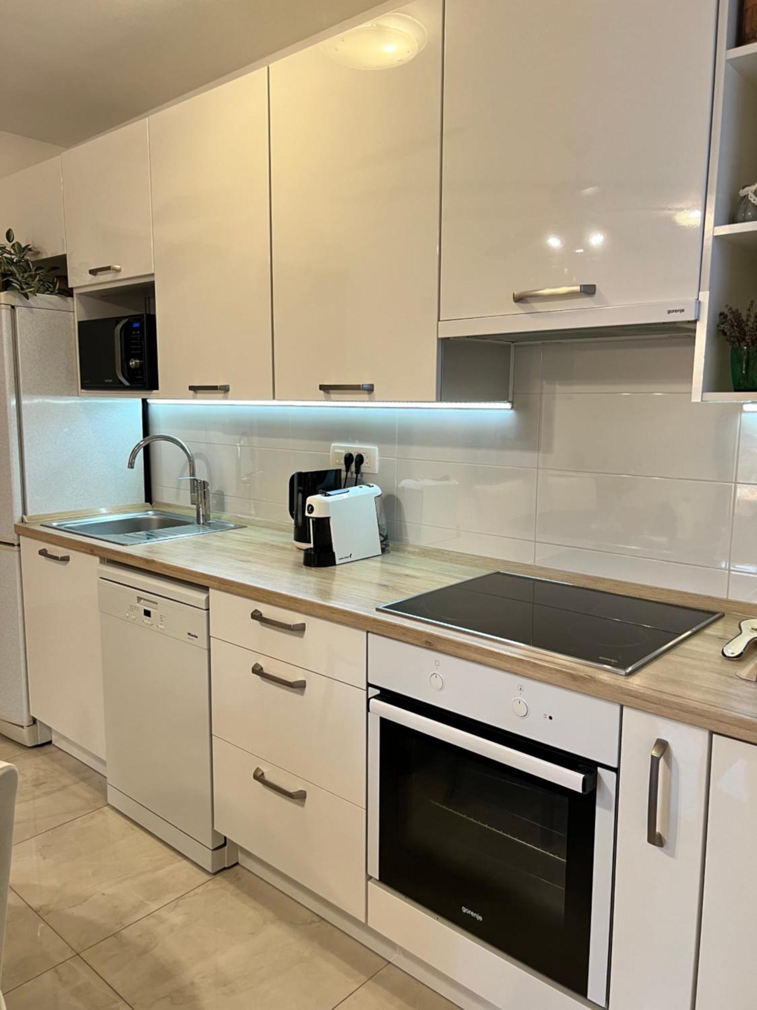 סופטאר Apartmani Ivelic מראה חיצוני תמונה